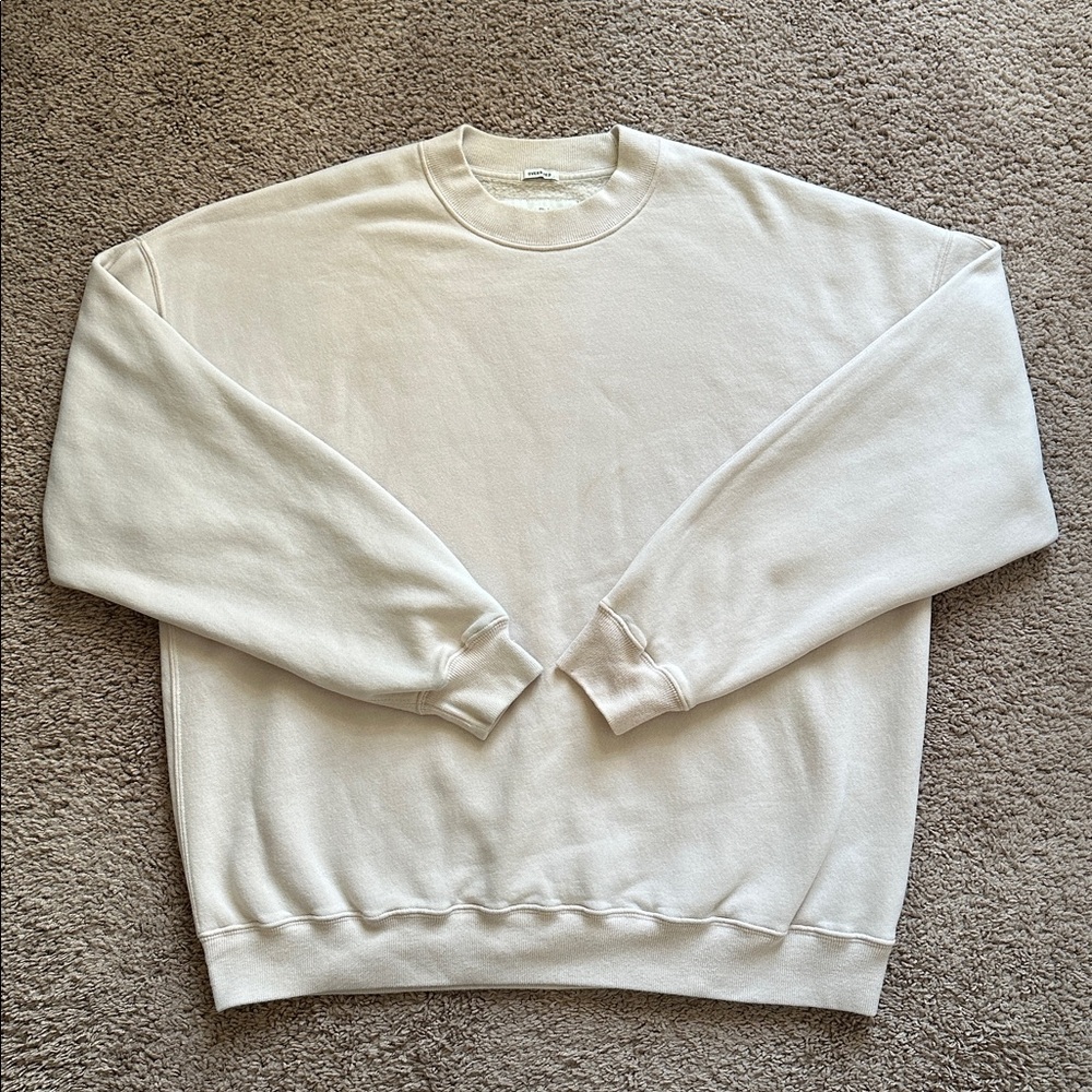 Abercrombie Essential Crew Sweatshirt
